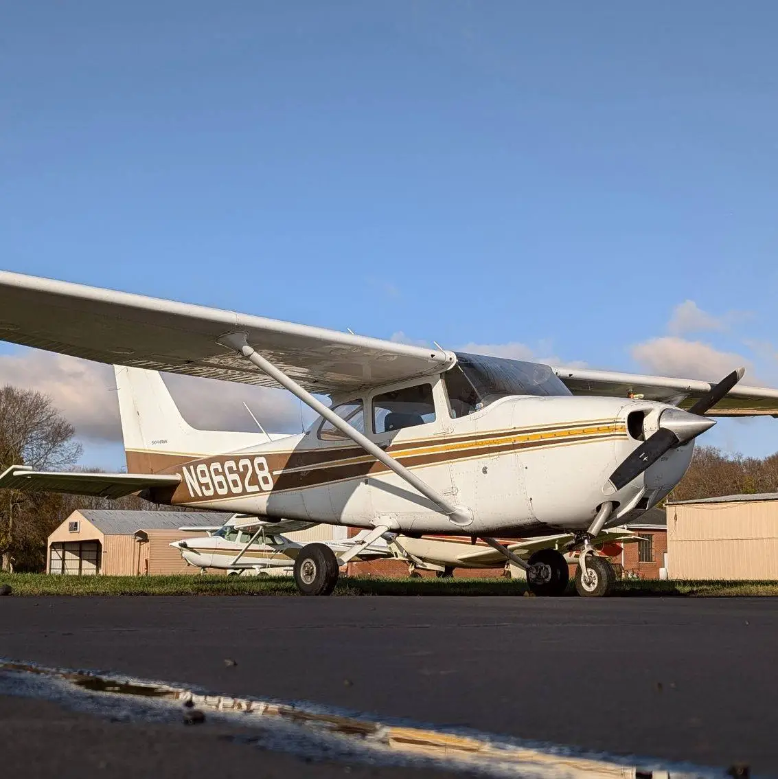 Cessna 172P training aircraft used for Dayton Aviation Services instructor training